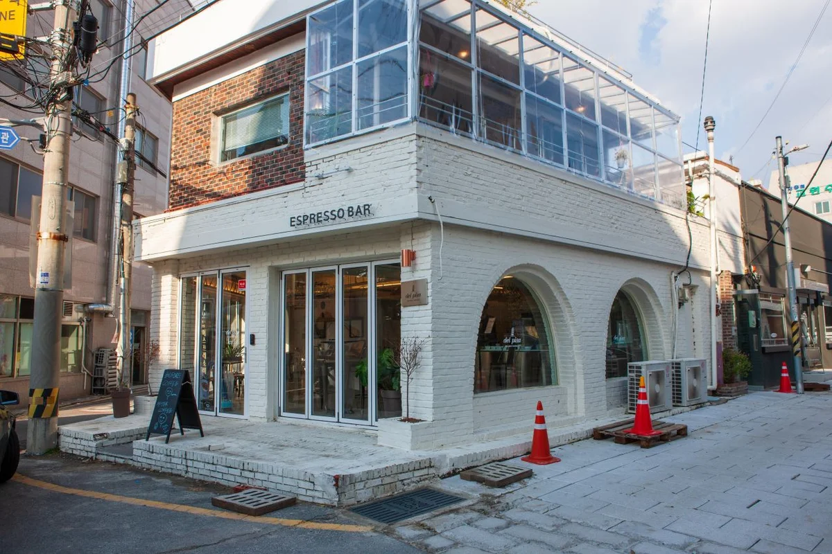 동명동 데이트 (출처 : 한국관광공사)