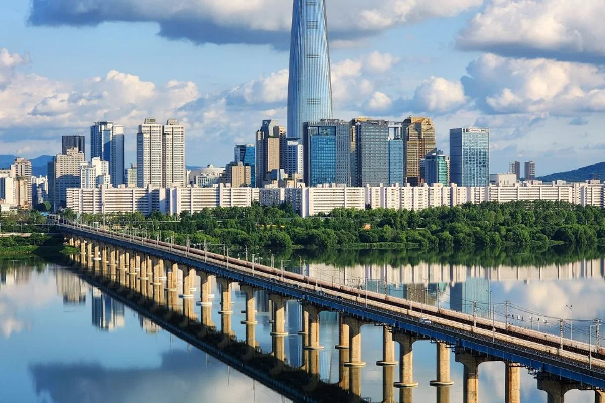 롯데월드타워 가볼만한곳 (출처 : 한국관광공사)